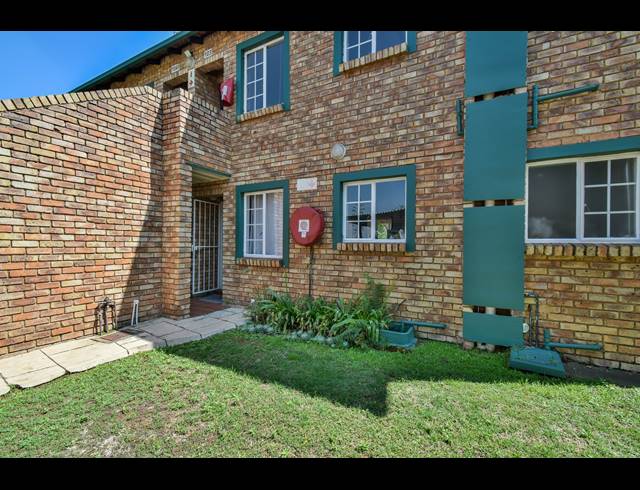 1 BEDROOM APARTMENT RENTED IN RIETVALLEIRAND